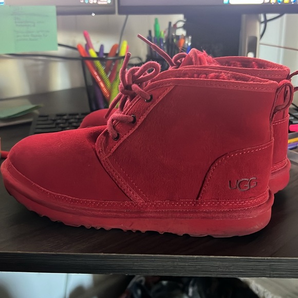 uggs - Picture 3 of 4